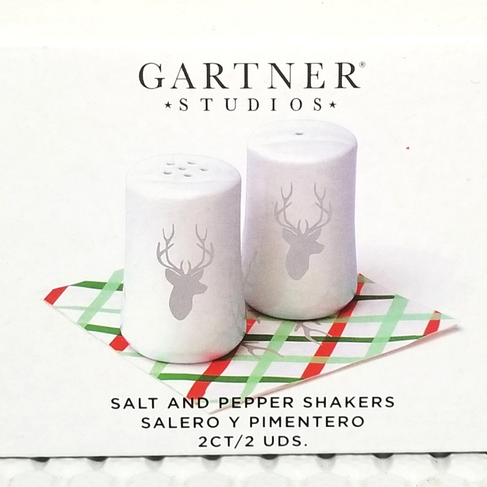 NEW Gartner Studios White Buck Deer Salt and Pepper Shaker Set